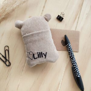 Mutmacher Bär Rückseite mit Name bestickt