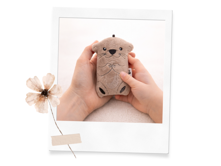 Mutmach Otter Polaroid